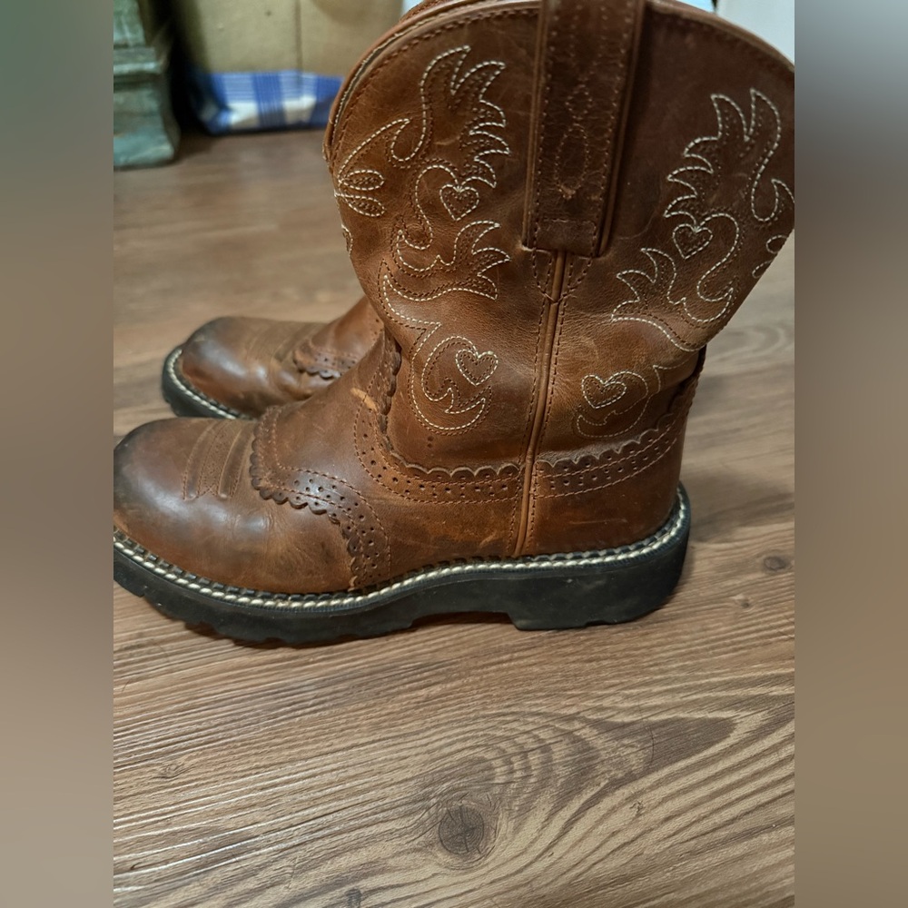 Ariat Chestnut Leather Heeled Boots